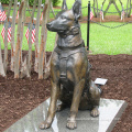 Fine Workmanship Western Style German Shephesd Dog Bronze Statue